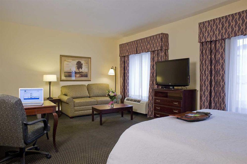 Hampton Inn & Suites Nashville-Smyrna Room photo
