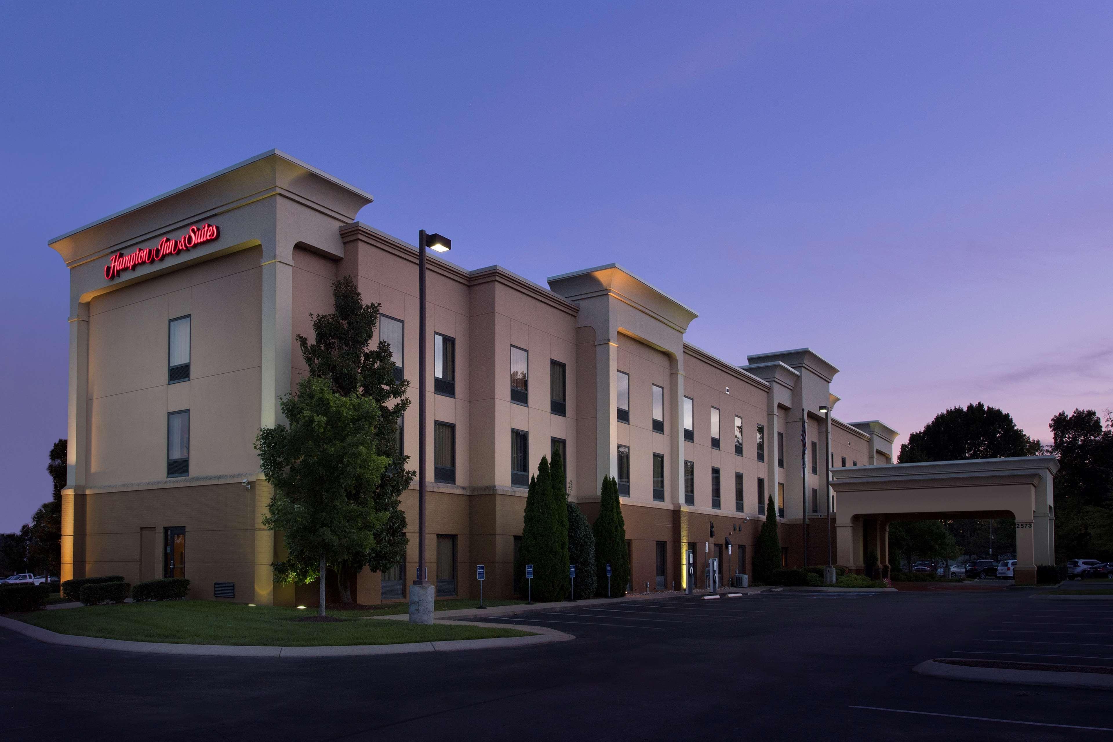 Hampton Inn & Suites Nashville-Smyrna Exterior photo