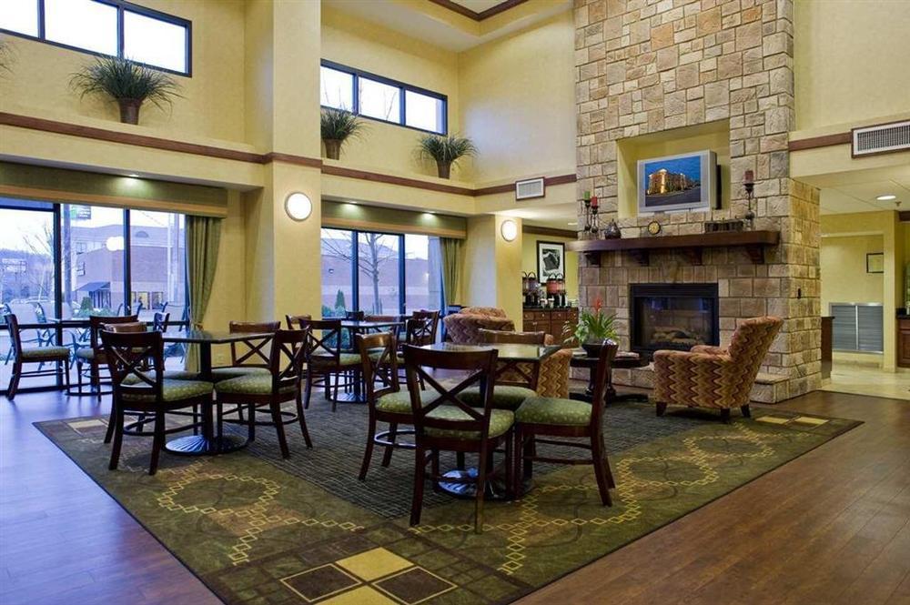 Hampton Inn & Suites Nashville-Smyrna Restaurant photo