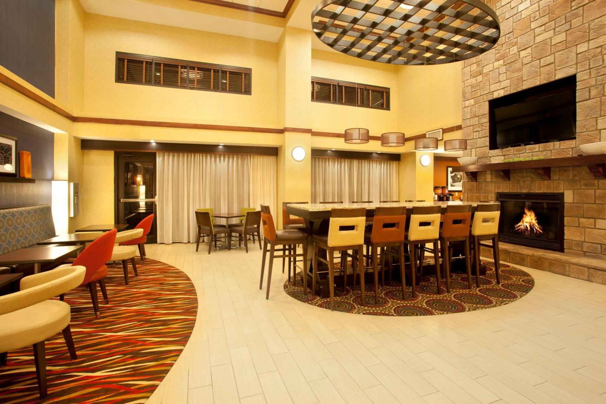 Hampton Inn & Suites Nashville-Smyrna Exterior photo