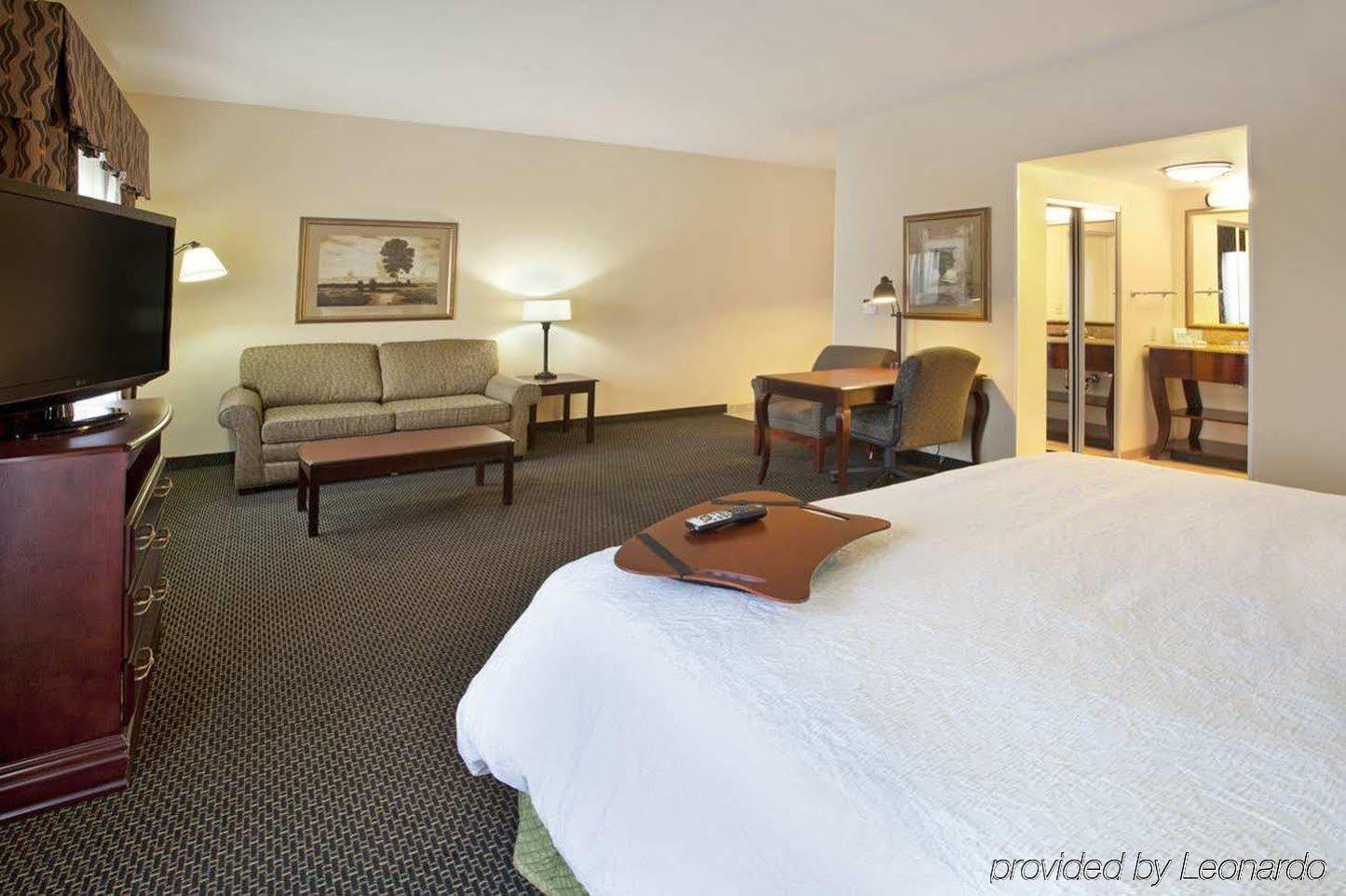 Hampton Inn & Suites Nashville-Smyrna Exterior photo